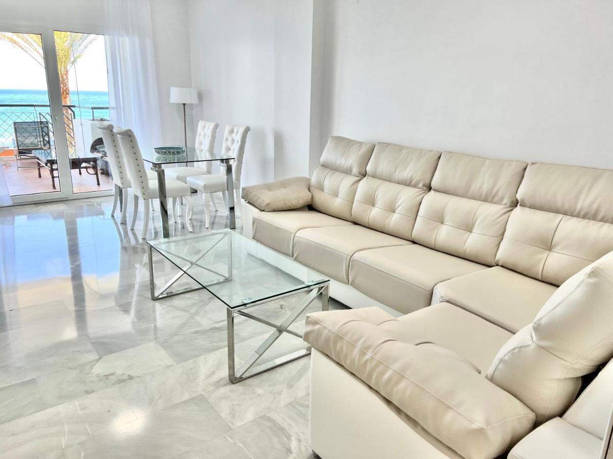 Mi Capricho 170 Beachfront Apartment Sitio de Calahonda Bagian luar foto