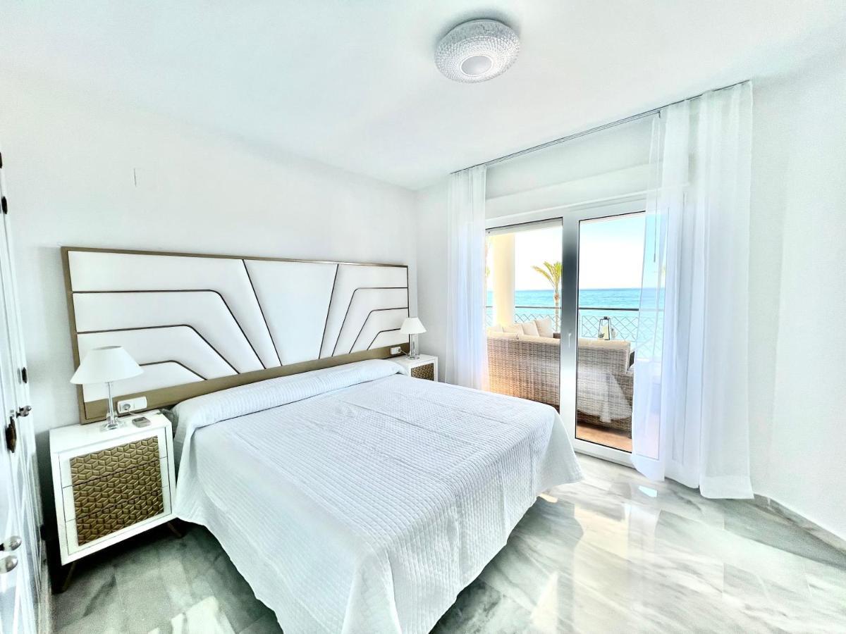 Mi Capricho 170 Beachfront Apartment Sitio de Calahonda Bagian luar foto
