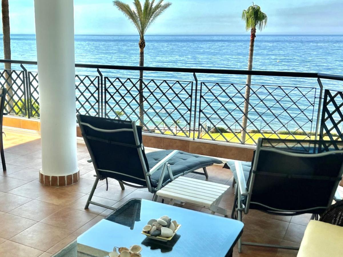 Mi Capricho 170 Beachfront Apartment Sitio de Calahonda Bagian luar foto