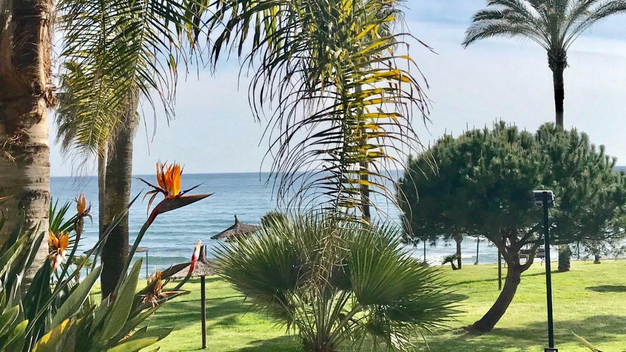 Mi Capricho 170 Beachfront Apartment Sitio de Calahonda Bagian luar foto