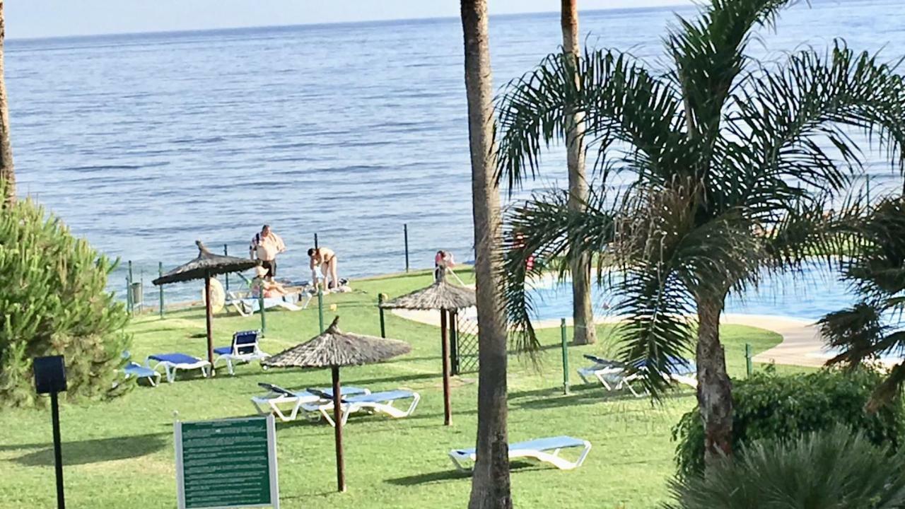 Mi Capricho 170 Beachfront Apartment Sitio de Calahonda Bagian luar foto